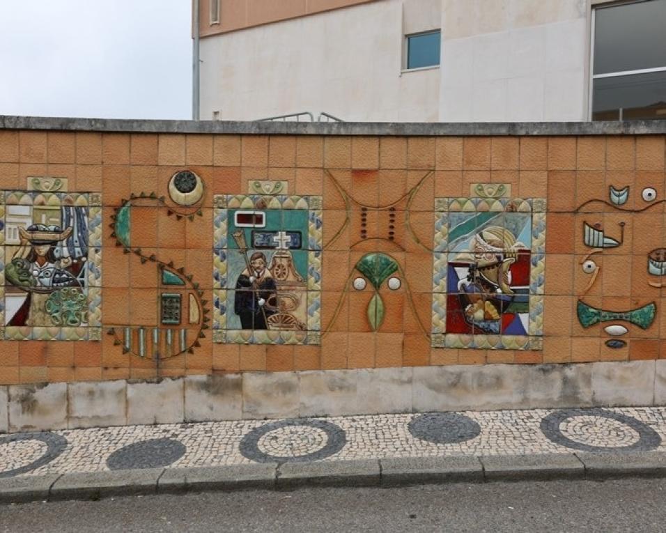 aveiro reabilita paineis de vasco branco