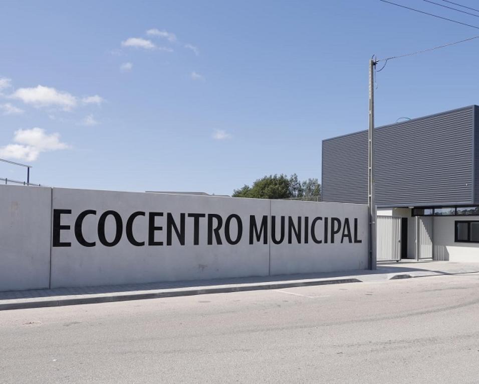 Operação do novo Ecocentro Municipal de Aveiro arranca esta terça-feira. Operação do novo Ecocentro Municipal de Aveiro arranca esta terça-feira.
