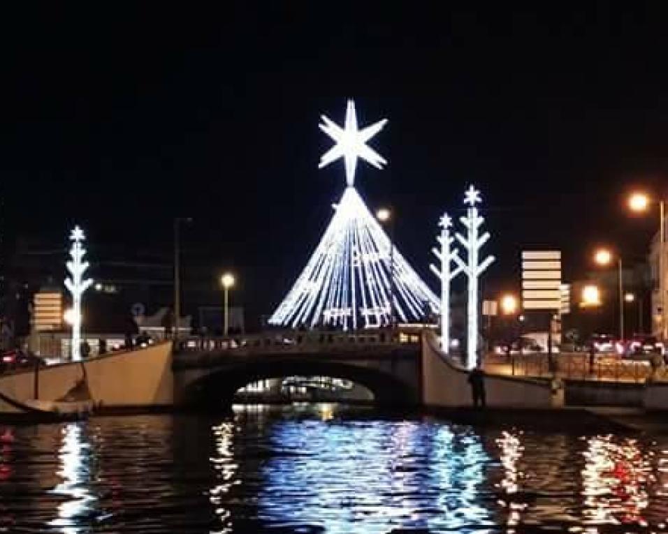 Aveiro já ativou iluminações e promete mais investimento no cartaz de Natal.