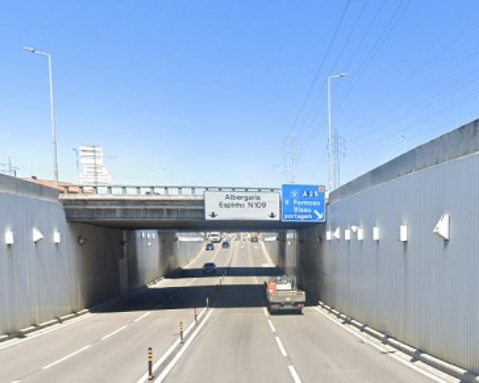 Aveiro: Limpeza do túnel do Esgueira na avenida Europa obriga a desvio no trânsito.