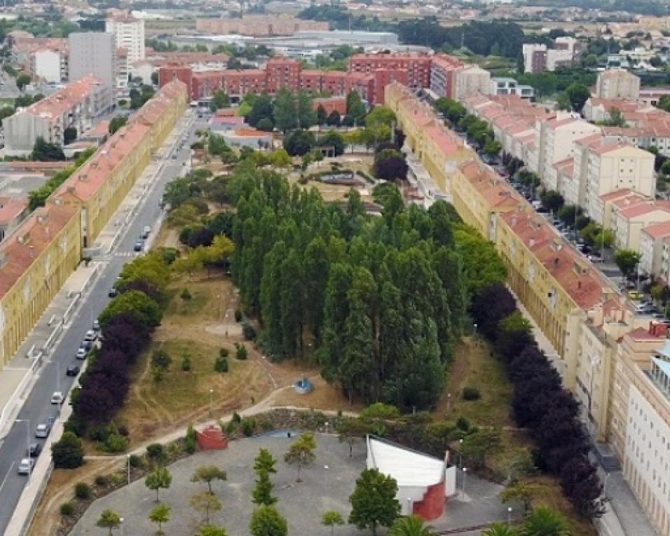 Aveiro: Autarquia abre concurso para melhorias no centro escolar de Santiago.