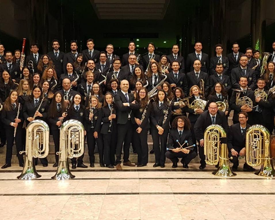 Banda Recreativa União Pinheirense celebra 70 anos com concerto no Cineteatro Alba.