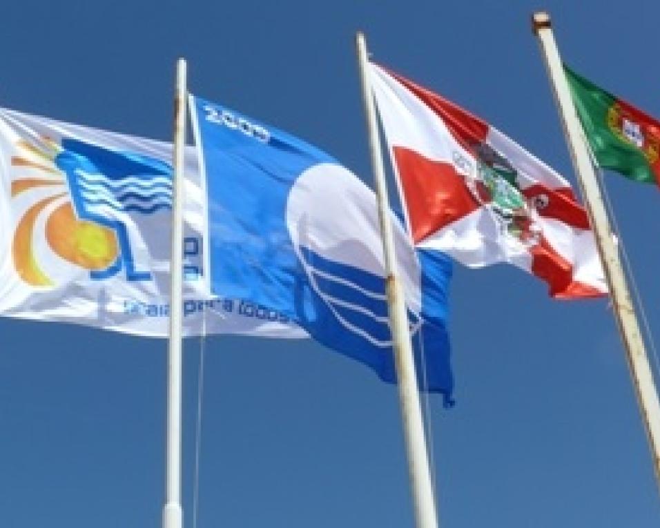 Costa Nova e Barra hasteiam Bandeira Azul.