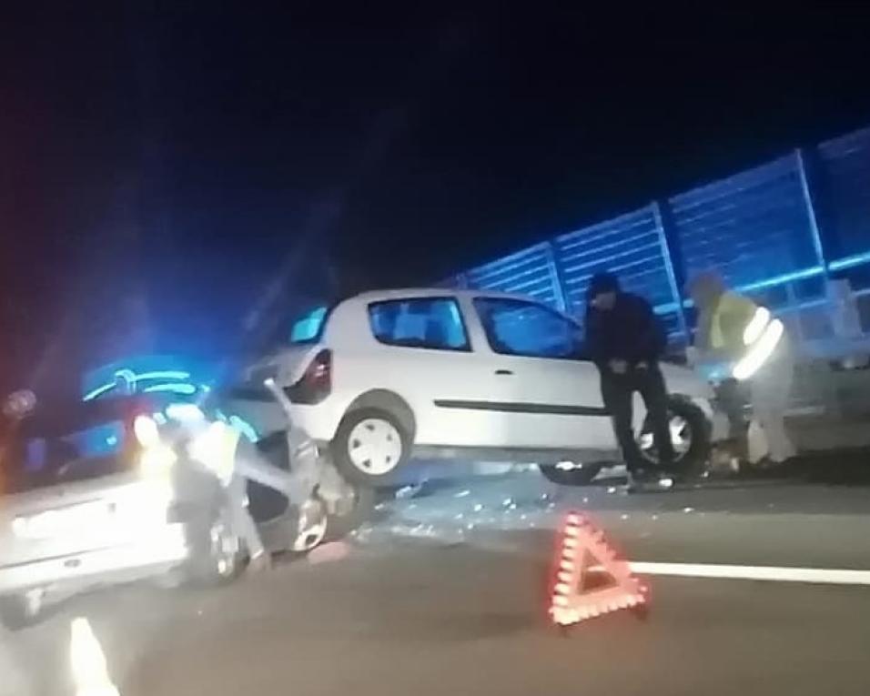 Colisões na ponte da Barra e na Costa Nova sem consequências graves.