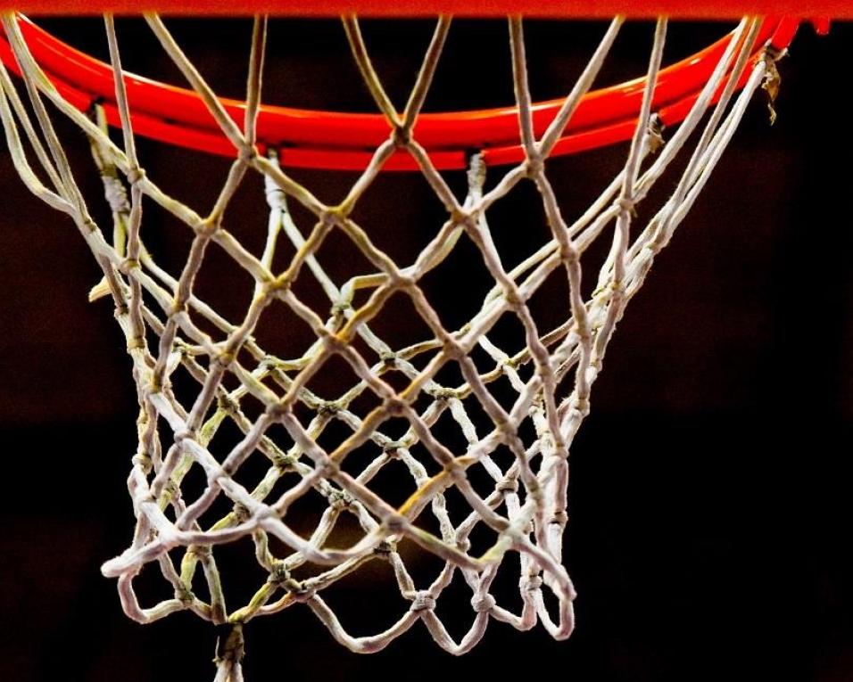 Basquetebol: Illiabum recebe Sampaense em jogo marcado para domingo às 11h. Basquetebol: Illiabum recebe Sampaense em jogo marcado para domingo às 11h.