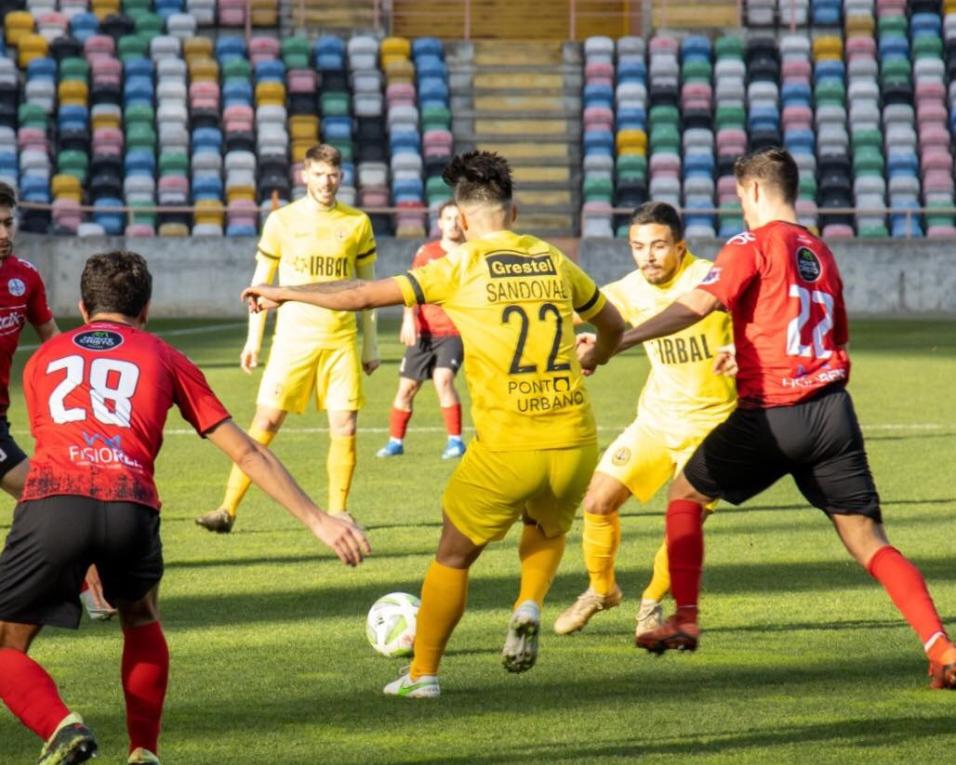 Divisão de Elite da AFA: Beira-Mar vence Válega (3-0). Vista Alegre derrotado em casa pelo Alba (1-2).