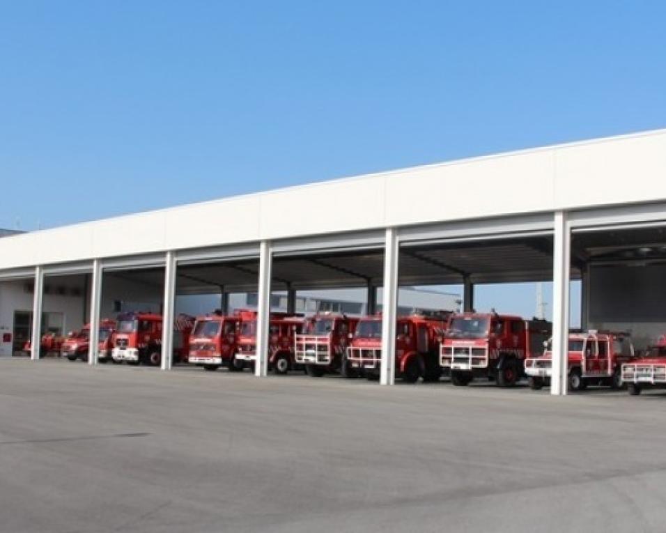 Bombeiros de Ílhavo celebram o 131ª aniversário na freguesia da Gafanha da Nazaré.