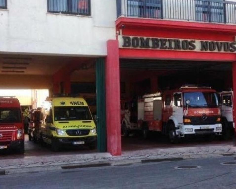 Bombeiros Novos sofrem corte de energia.