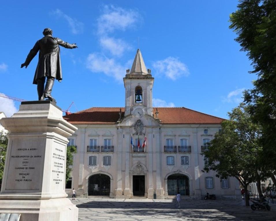 camara de aveiro realoja familias em oliveirinha