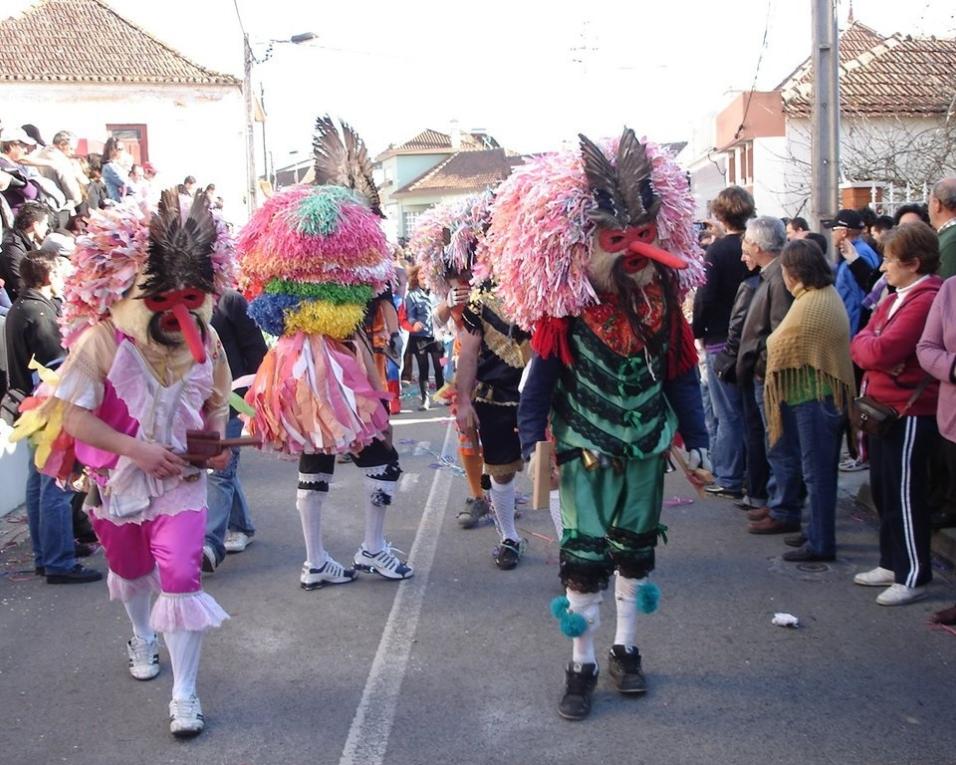 Carnaval de Vale de Ílhavo com corsos no domingo e na segunda.