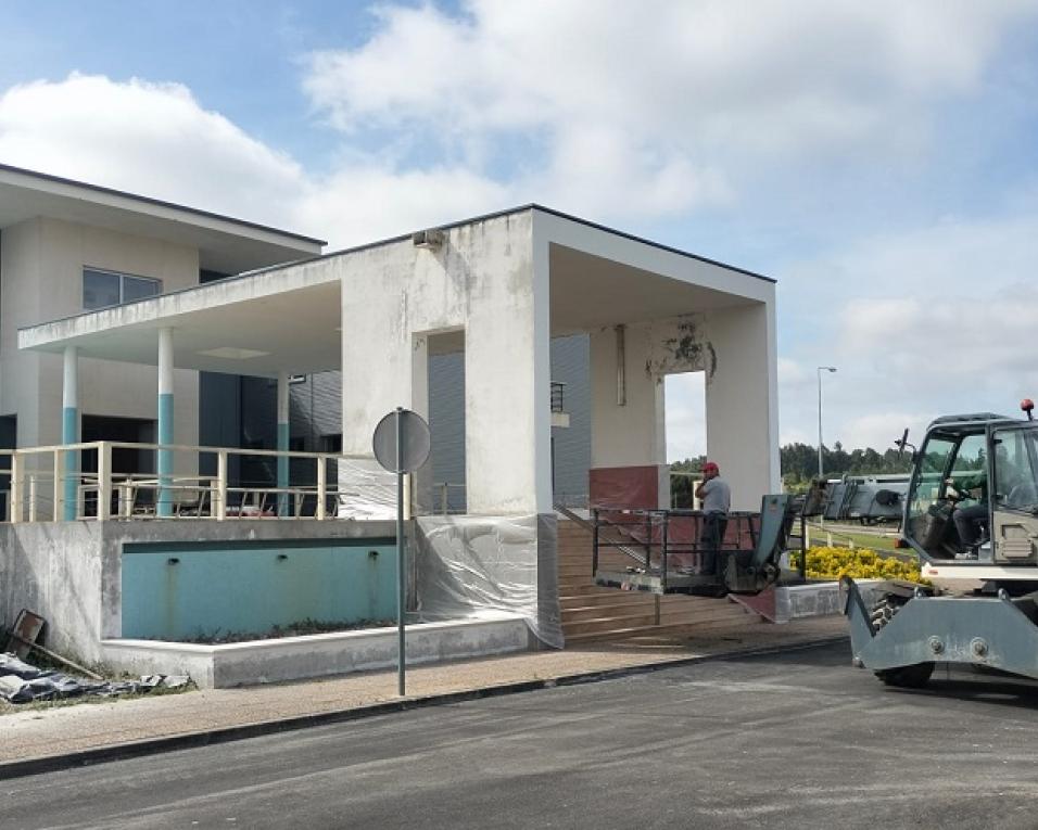 Anadia avisa direção executiva do SNS que pretende continuar a usar Coimbra como área hospitalar de referência.