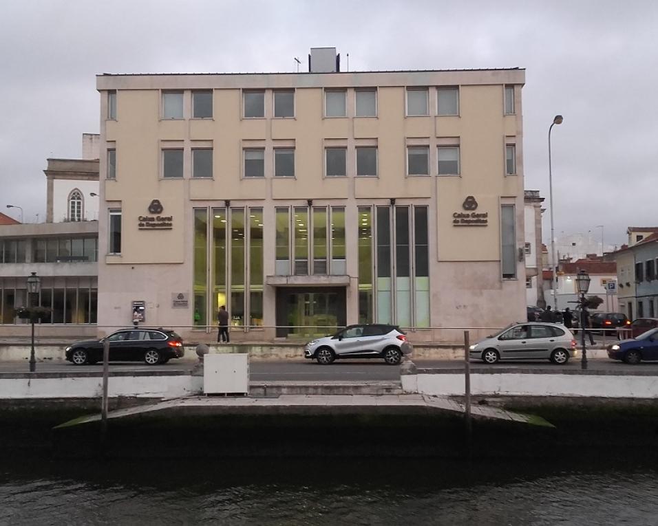 Aveiro: CGD encerra balcão central junto ao Canal Central.