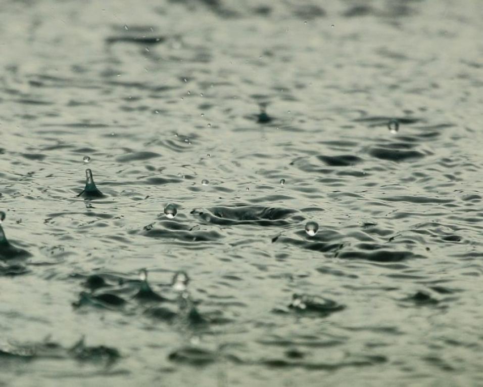 Norte e Centro com ventos fortes e muita ondulação. Frio chega a tempo do Natal.