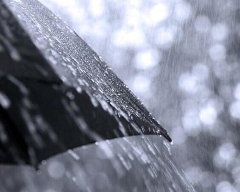 Distrito de Aveiro com aviso sobre chuva e trovoada.