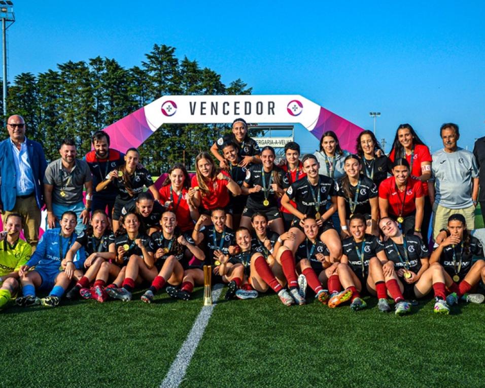 Clube de Albergaria B conquista a Taça Nacional Promoção Feminina.