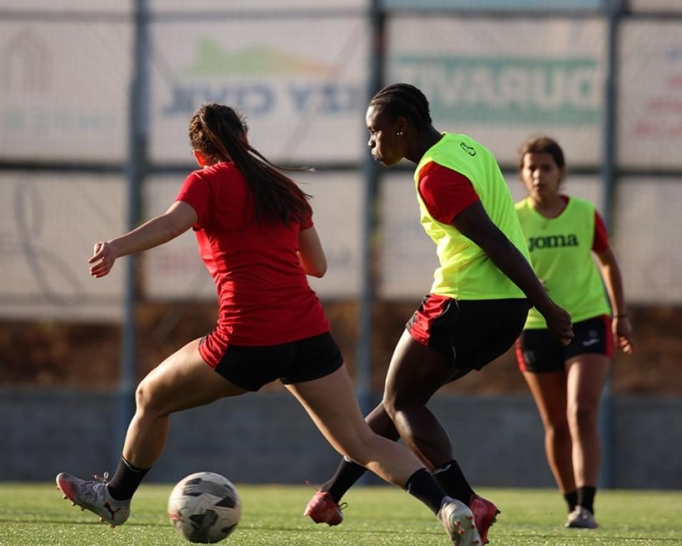 clube de albergaria defronta maritimo no play off de subida à liga feminina