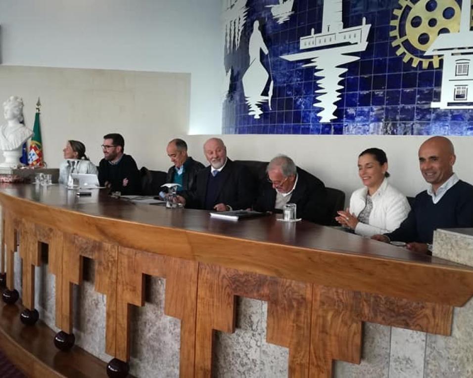 Reuniões de Câmara em Aveiro e Ílhavo em sessões abertas ao público.