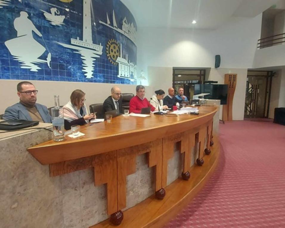 Reunião de Câmara em Ílhavo: PS exige rigor ao Executivo nos processos de auscultação para os orçamentos municipais.