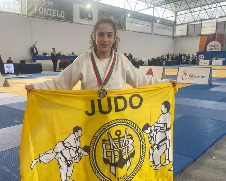 constanca alves é campeã nacional de judo sub23