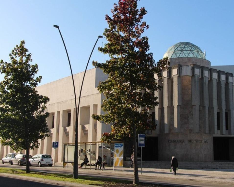 Contrato de Comodato entre a Fábrica da Igreja Paroquial de São Salvador e a Câmara protege património local.