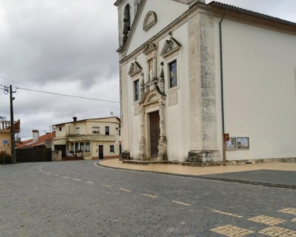 Anadia: Requalificação Largo da Igreja de São Pedro em fase de conclusão.