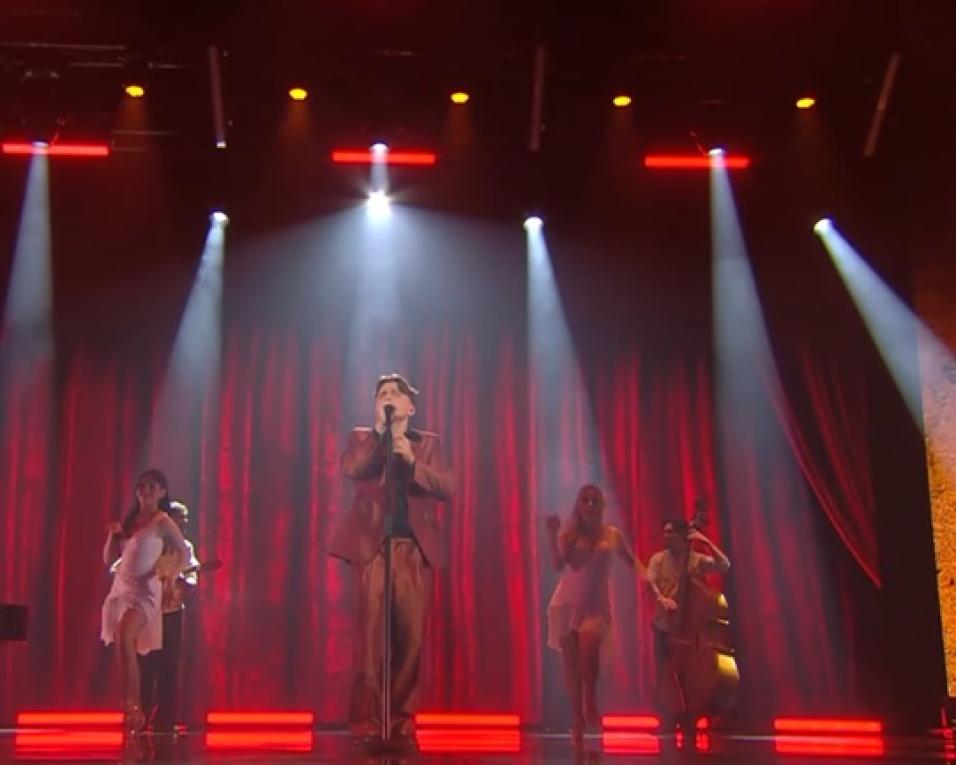 dinis mota em segundo no festival da cancao