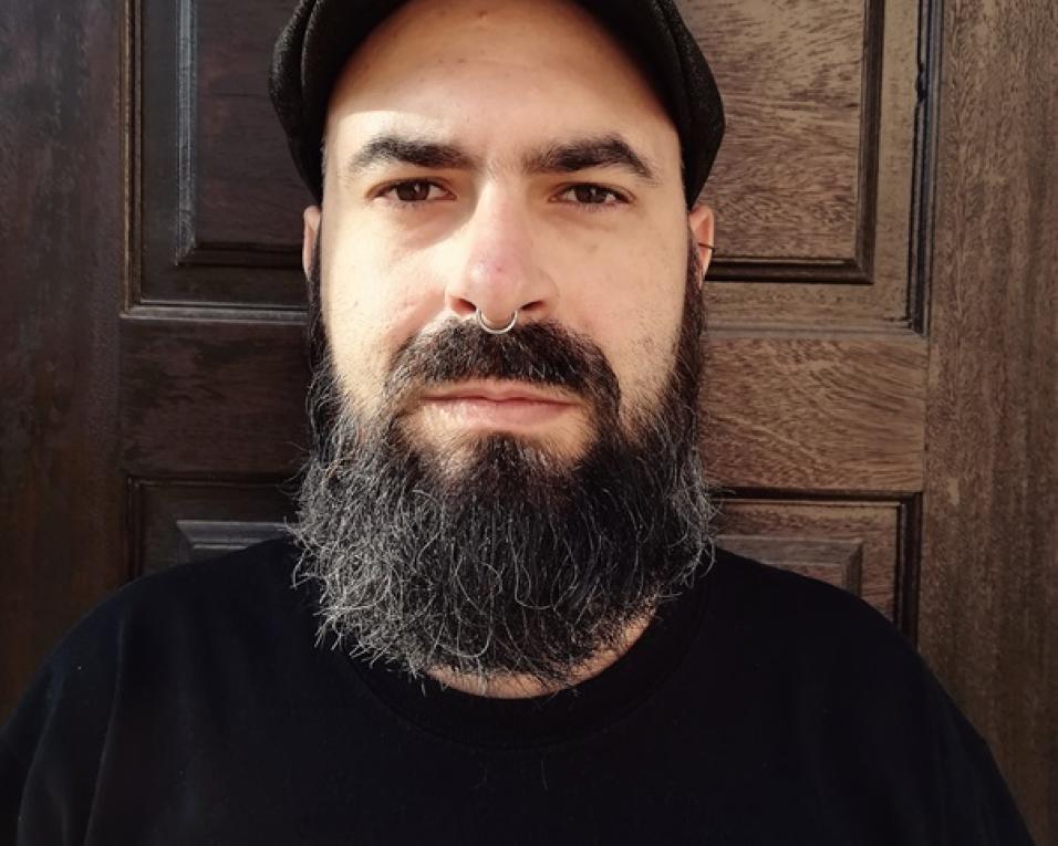 Autor de Ílhavo assina conto de terror.