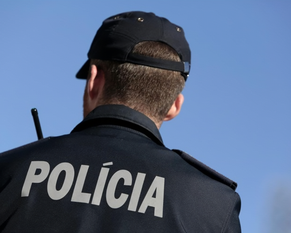 PSP: Um homem detido por suspeita de furto em Aveiro.