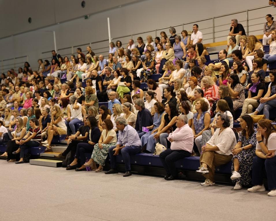 Anadia: Professores e pessoal não docente em convívio no arranque do ano letivo.
