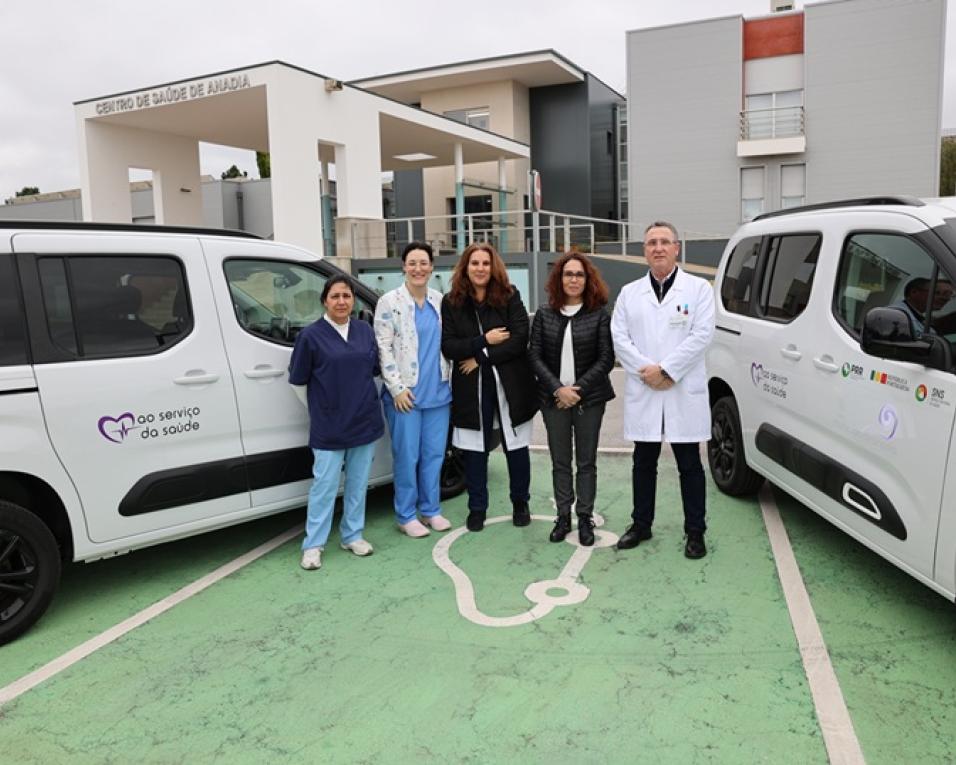 anadia entrega viaturas ao apoio domiciliario