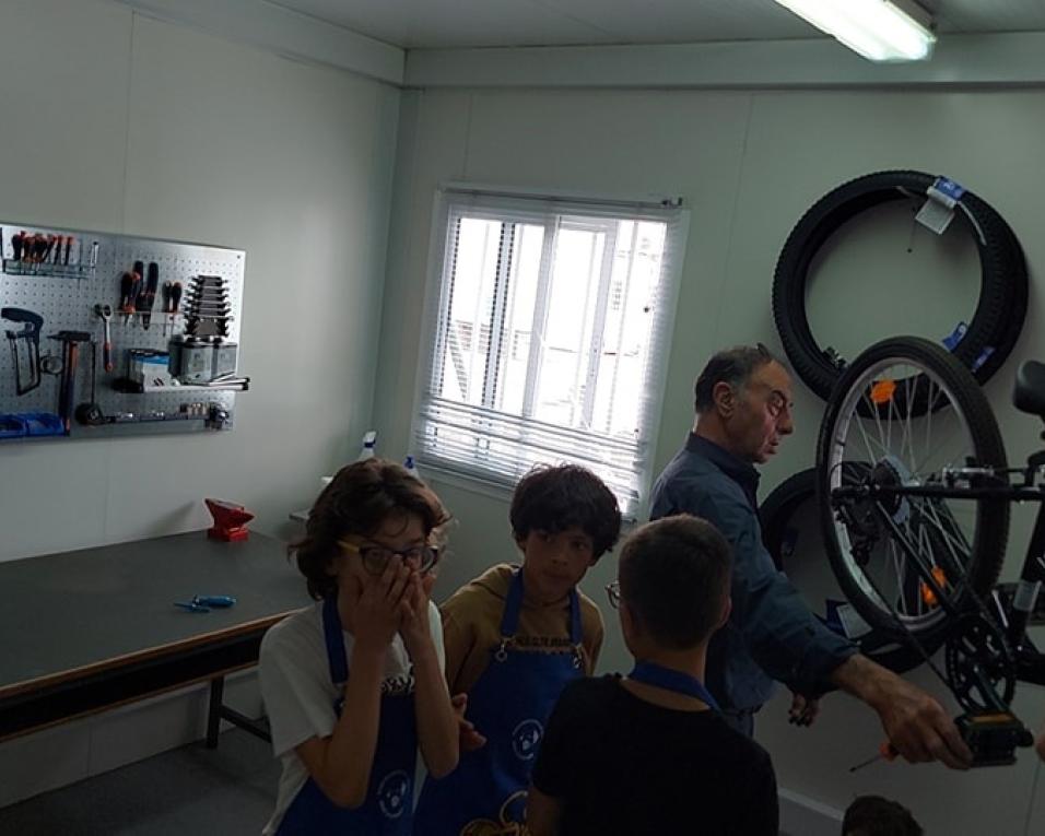 Aveiro: Escola de São Bernardo abre oficina ciclável com mestre e aprendizes.