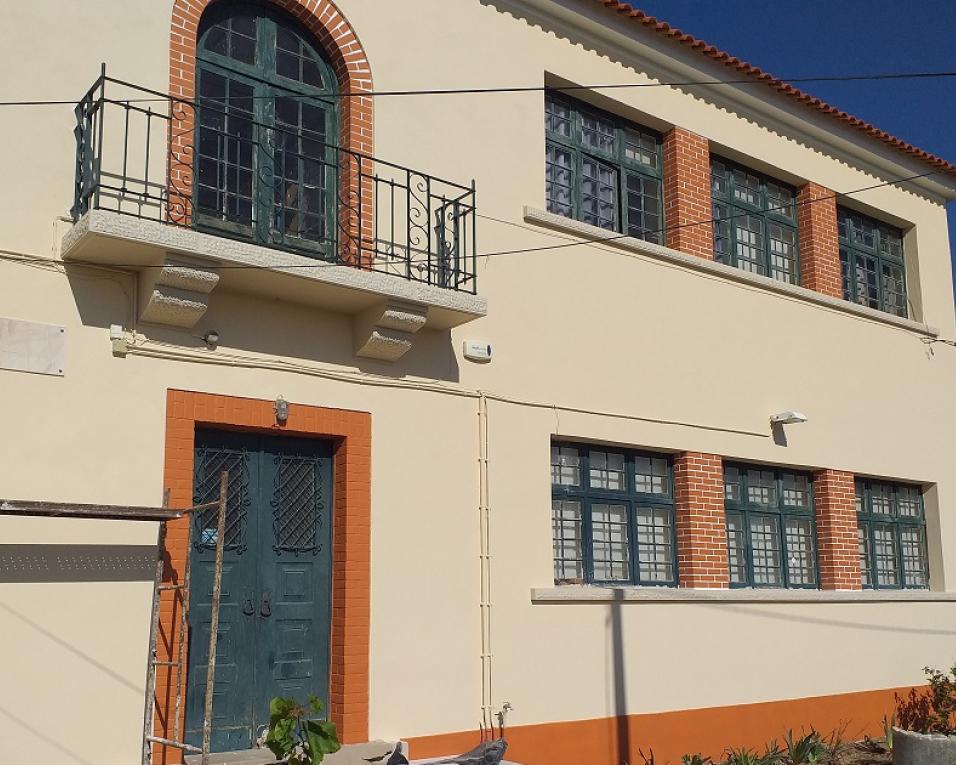 Requalificação da antiga Escola Primária do Cercal em fase de conclusão.