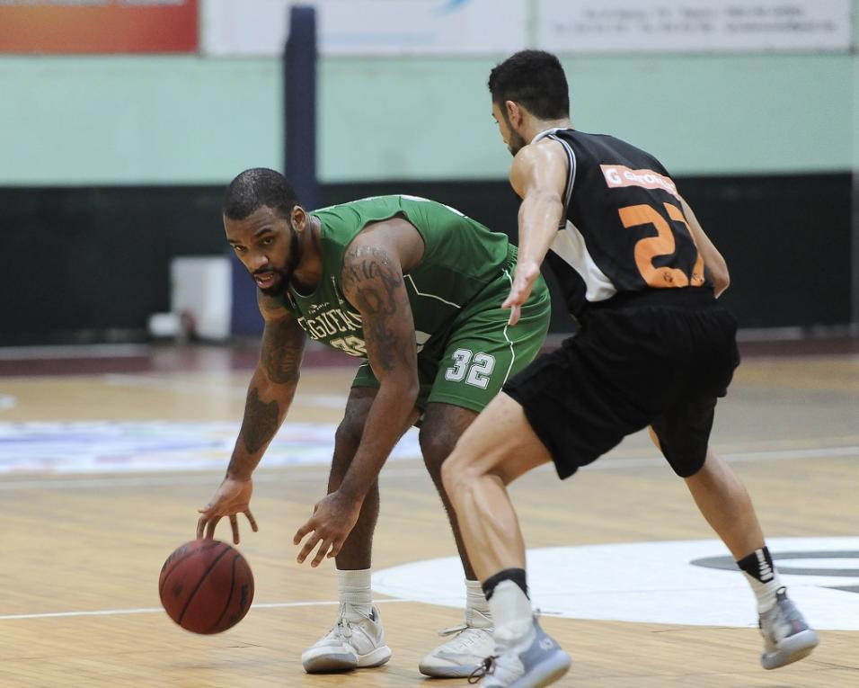 Basquetebol: Esgueira vence Terceira e isola-se no terceiro lugar.
