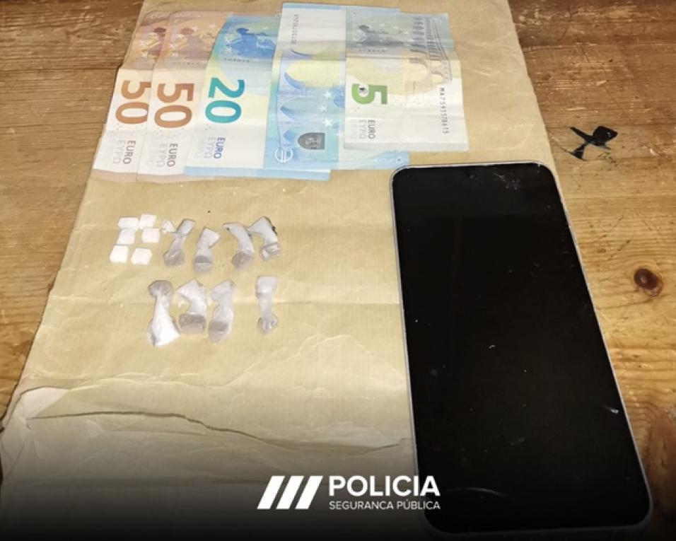 psp de espinho deteve suspeito de trafico