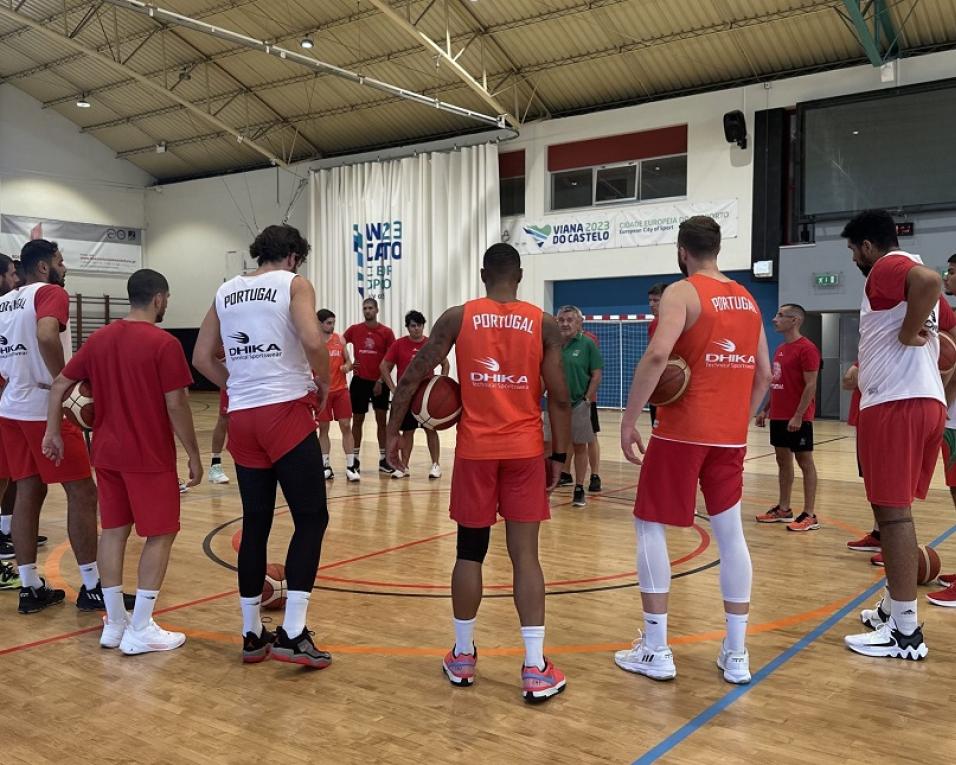 Basquetebol: Francisco Amarante deixa estágio da seleção devido a problemas físicos.