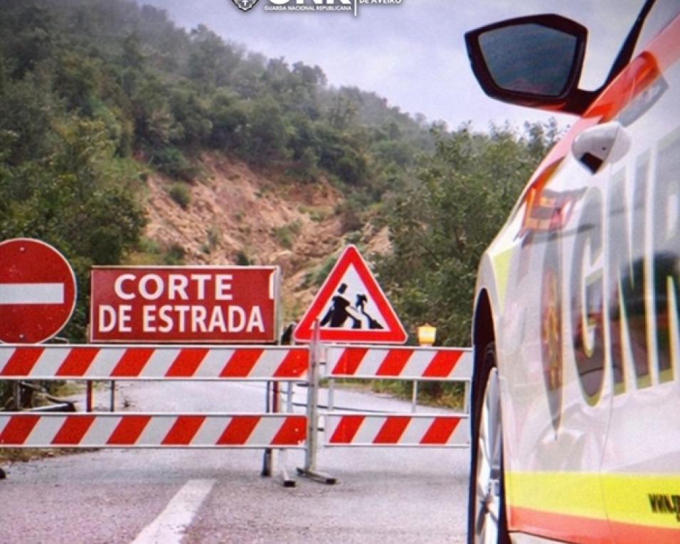gnr identifica estradas cortadas na região