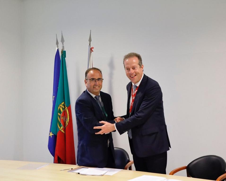 Luísa Salgueiro lidera Associação Nacional de Municípios Portugueses. Aveiro agradece apoio do FAM. Luísa Salgueiro lidera Associação Nacional de Municípios Portugueses. Aveiro agradece apoio do FAM.