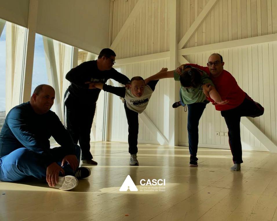  Fanf’Arte estreia espetáculo de dança na festa de aniversário do CASCI.