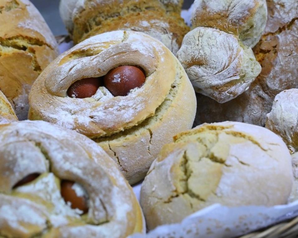 Ílhavo: Espetáculo comunitário na abertura da Festa do Pão de Vale de Ílhavo.