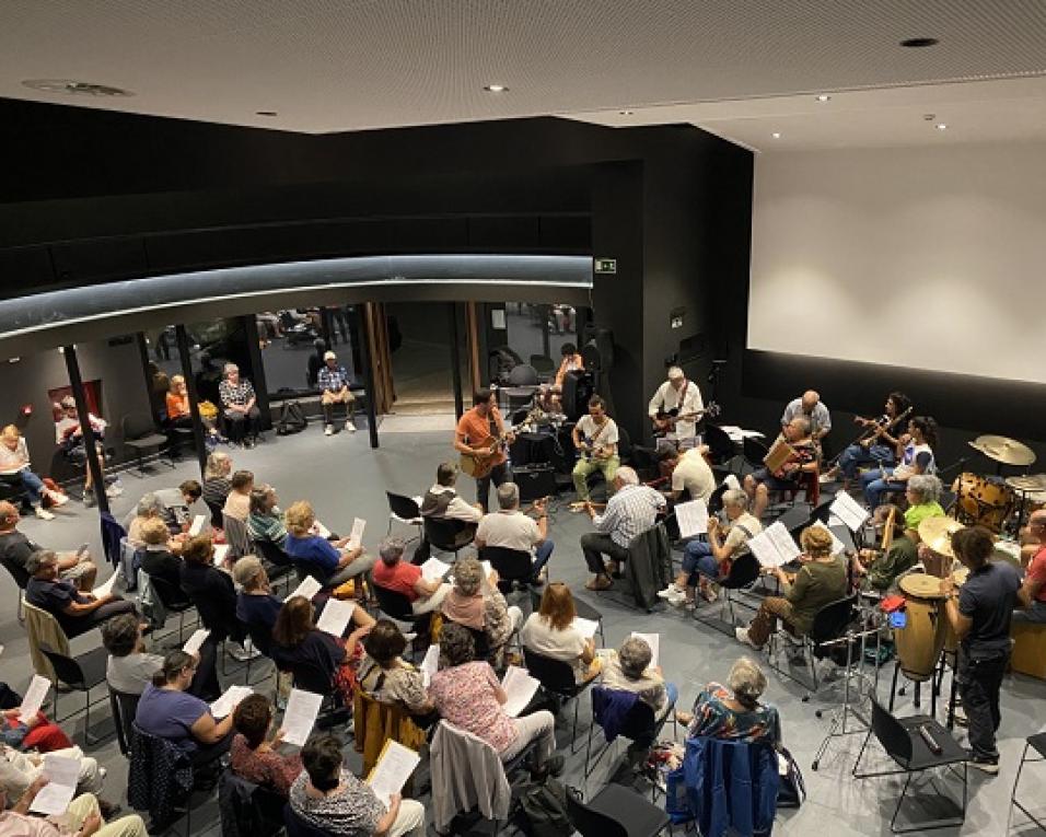 “As Práticas Artísticas na Pessoa Idosa” em debate na abertura do Festival Cabelos Brancos.