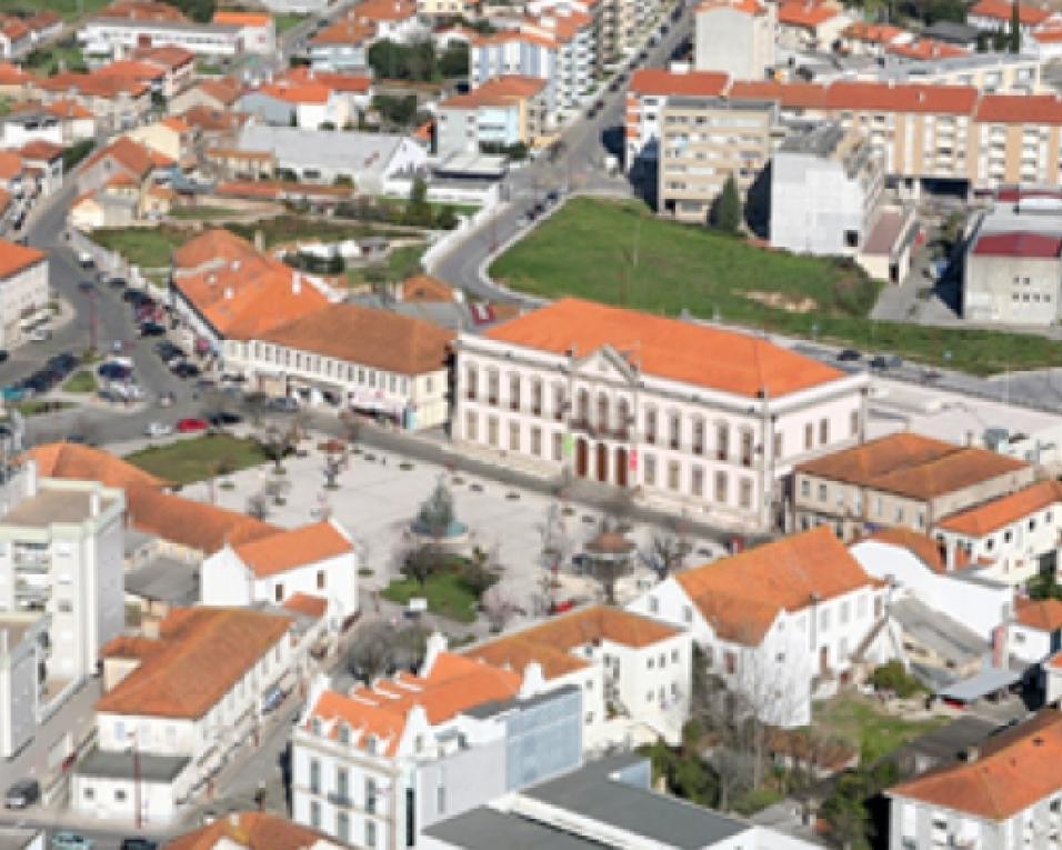Câmara de Estarreja cede viatura aos Postos Territoriais da GNR de Estarreja e Avanca.