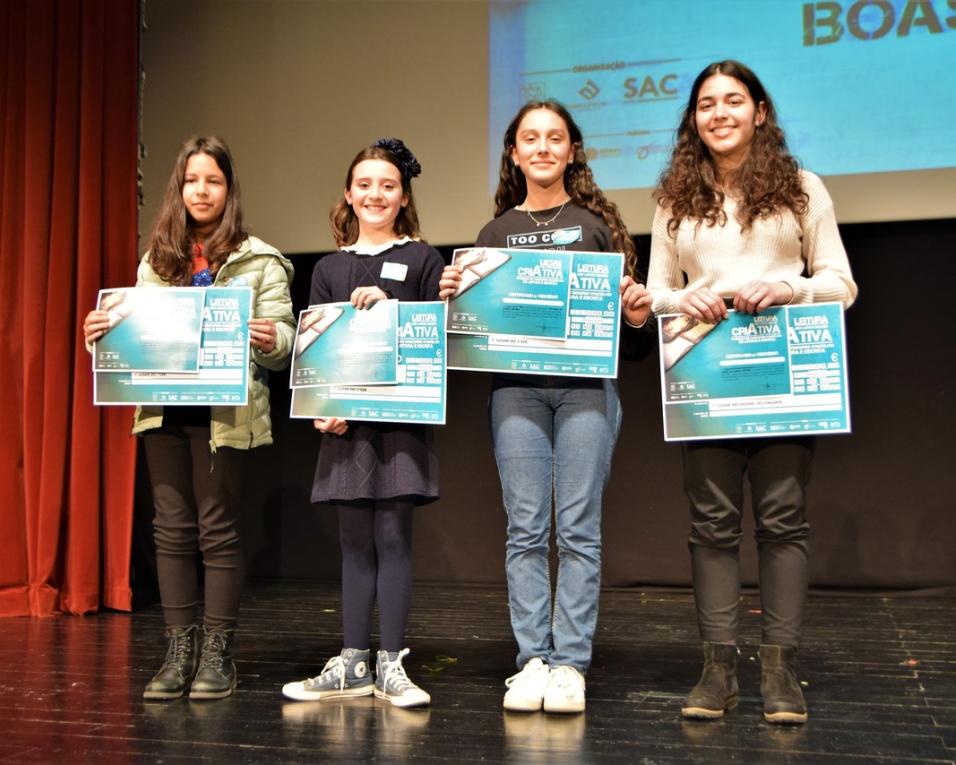 Estudantes Albergarienses celebraram a leitura.