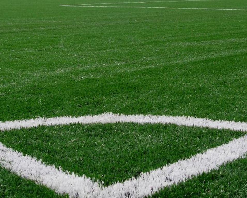 Clube de Albergaria perdeu em Lisboa na casa do Futebol Benfica.