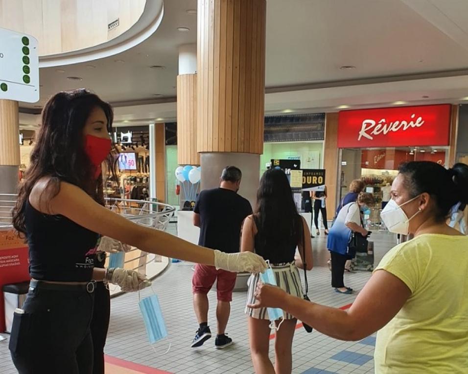 Glicinias de regresso ao novo normal da atividade comercial.