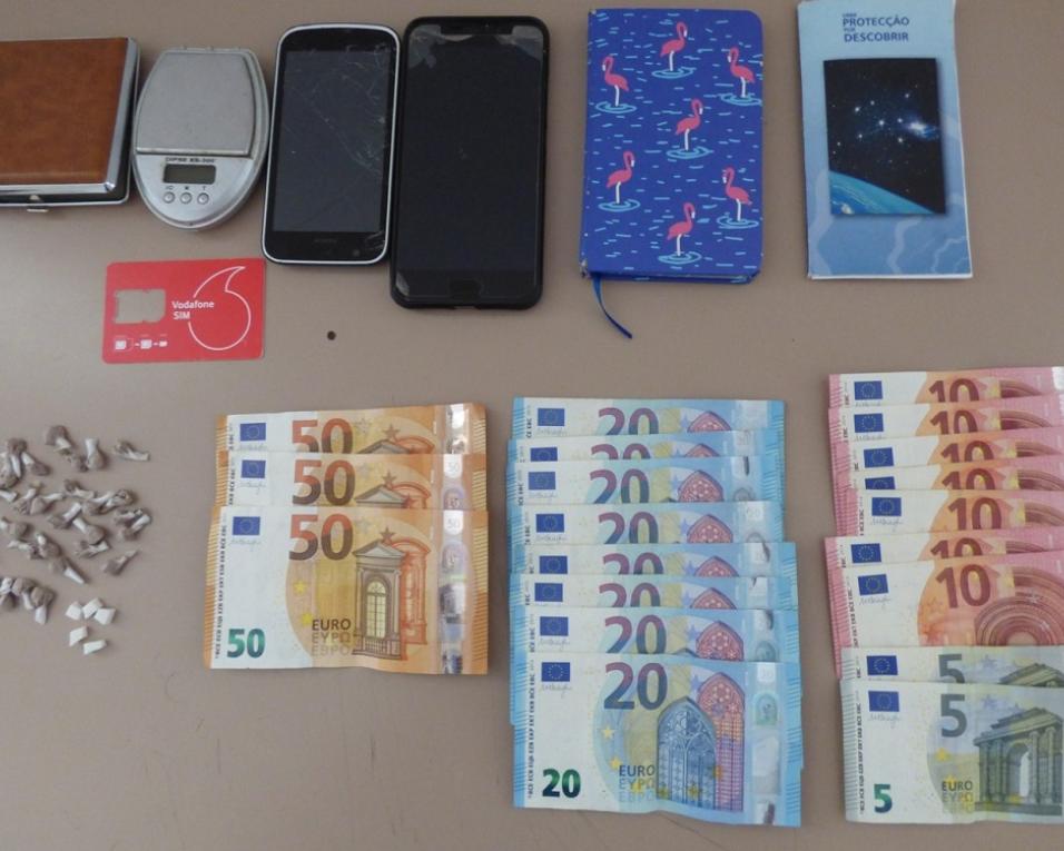 GNR: Prisão preventiva por tráfico de estupefacientes em Ílhavo. GNR: Prisão preventiva por tráfico de estupefacientes em Ílhavo.