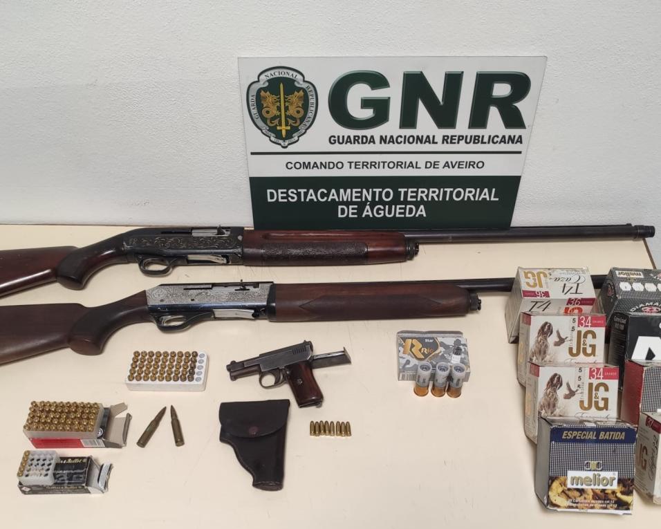 Águeda: Detido homem por posse ilegal de armas.