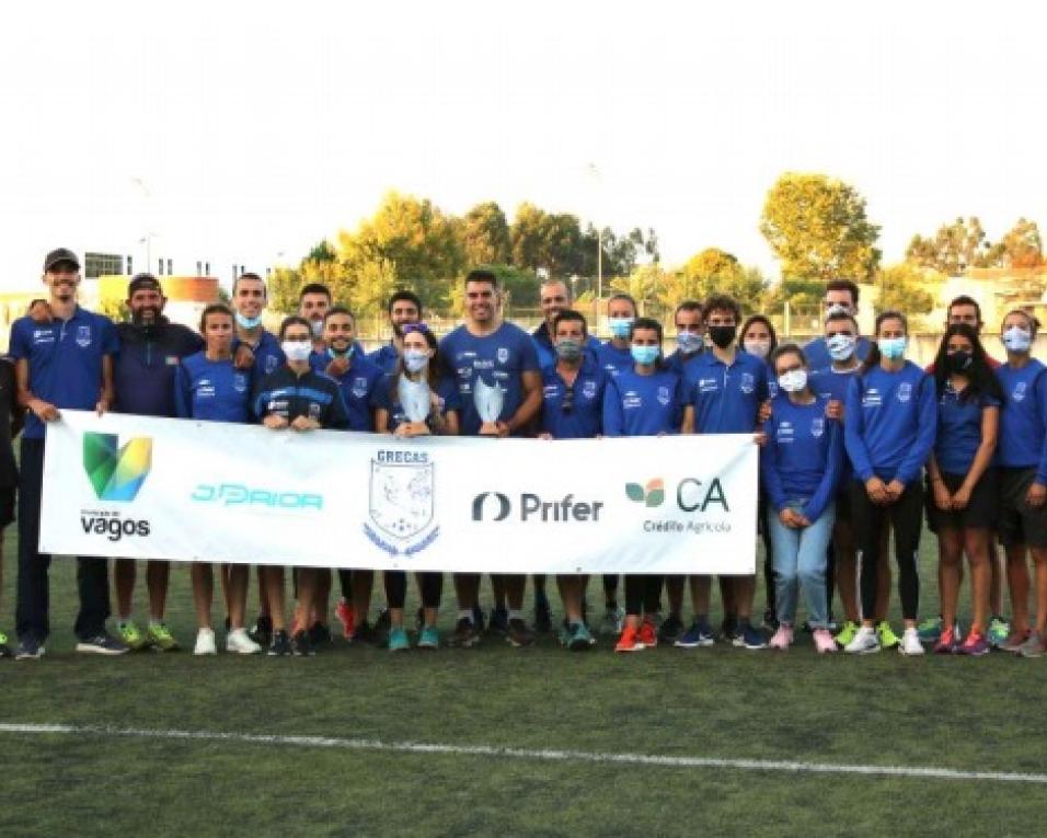 Grecas em sexto lugar no nacional de atletismo no setor masculino.