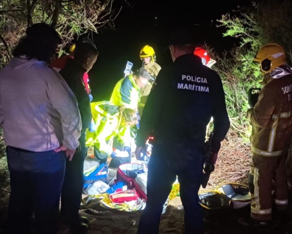 homem morre durante apanha do moliço homem morre durante apanha do moliço