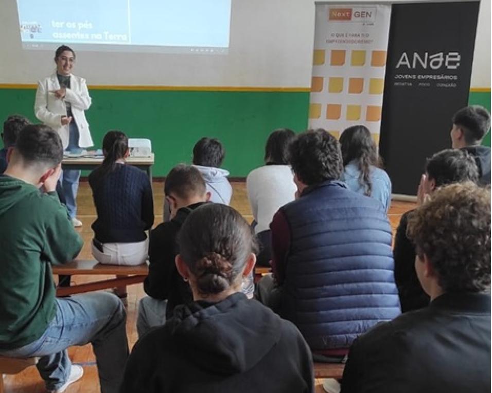 idl promove palestra sobre empreendedorismo