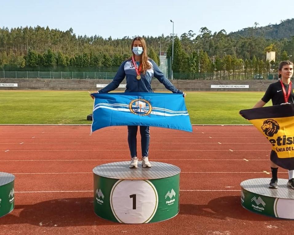 Atletismo: Jovens de Os Ílhavos  continuam a dar cartas no salto com vara.